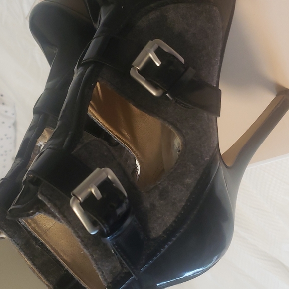 Michael Kors Heeled Booties - Picture 5 of 6